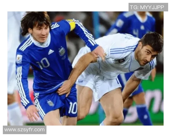 足球球星实力解析：从技术到心态，探讨他们为何能够主宰绿茵场